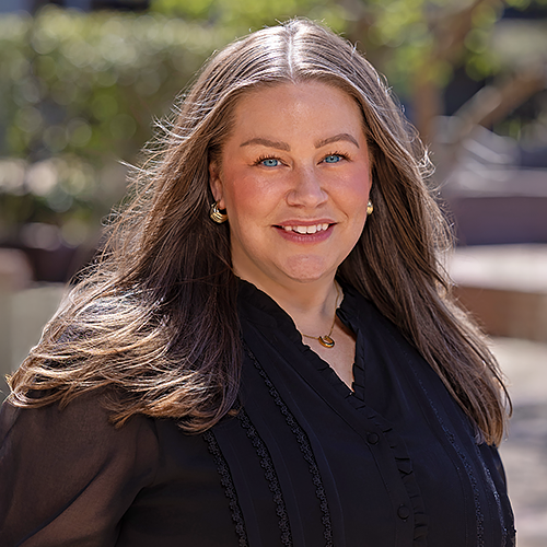 Back image of Vanessa Fillip